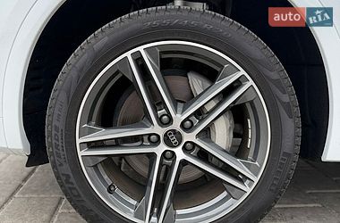 Позашляховик / Кросовер Audi Q5 2024 в Рівному