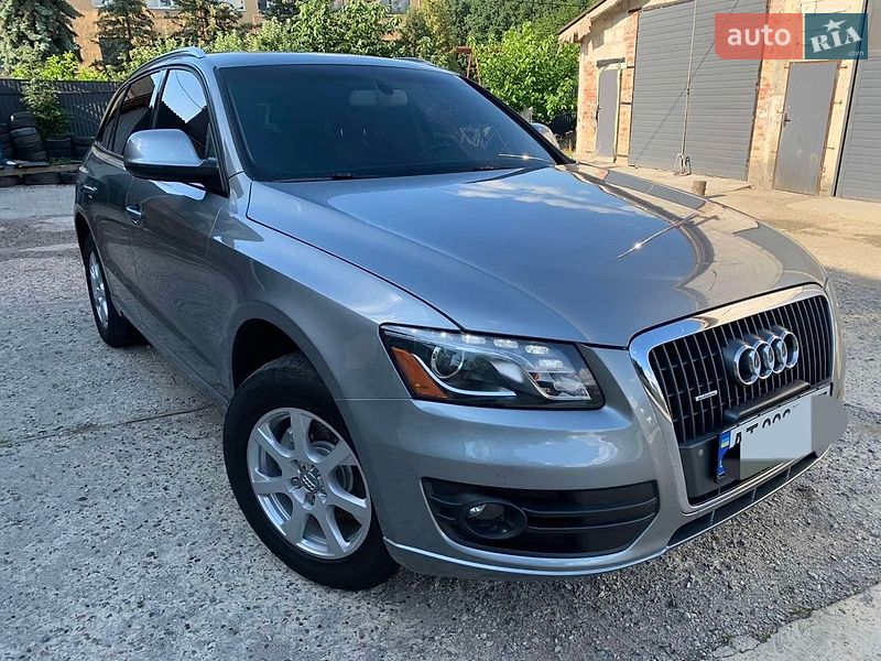 Внедорожник / Кроссовер Audi Q5 2011 в Ивано-Франковске
