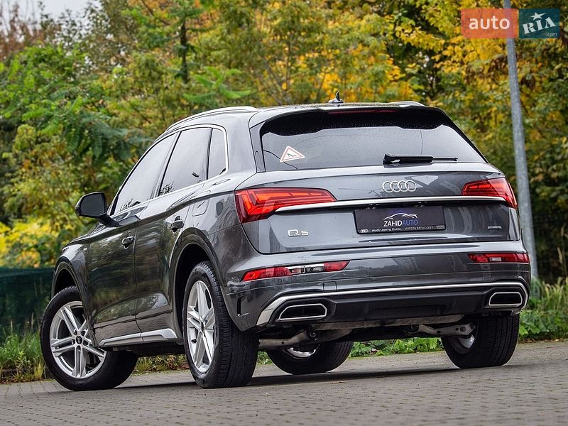 Внедорожник / Кроссовер Audi Q5 2024 в Львове