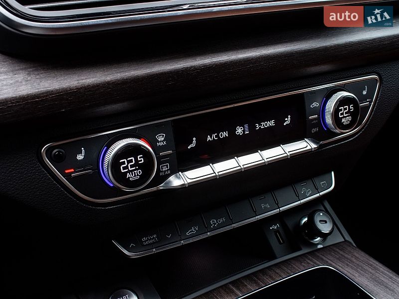 Внедорожник / Кроссовер Audi Q5 2024 в Львове