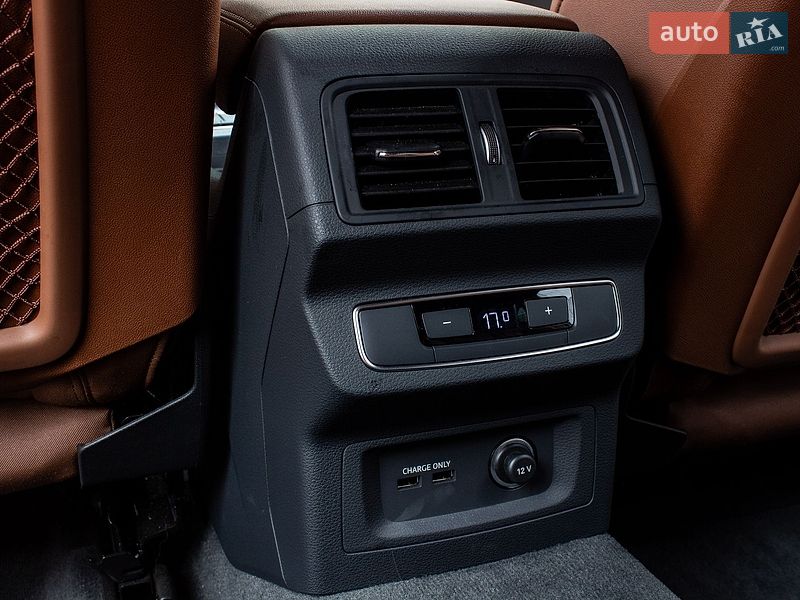 Внедорожник / Кроссовер Audi Q5 2024 в Львове