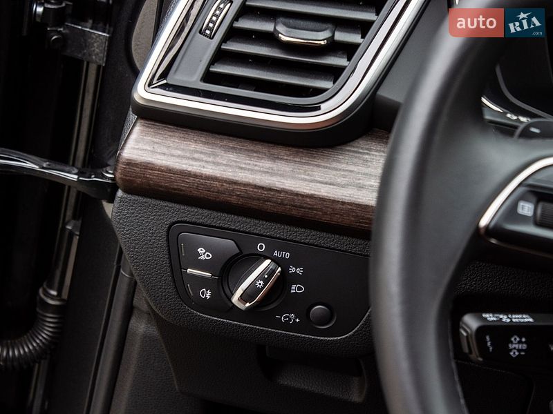 Внедорожник / Кроссовер Audi Q5 2024 в Львове