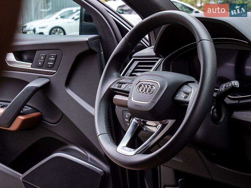 Внедорожник / Кроссовер Audi Q5 2024 в Львове
