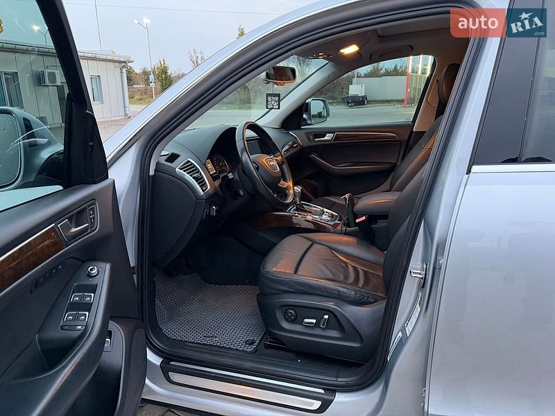 Внедорожник / Кроссовер Audi Q5 2015 в Луцке