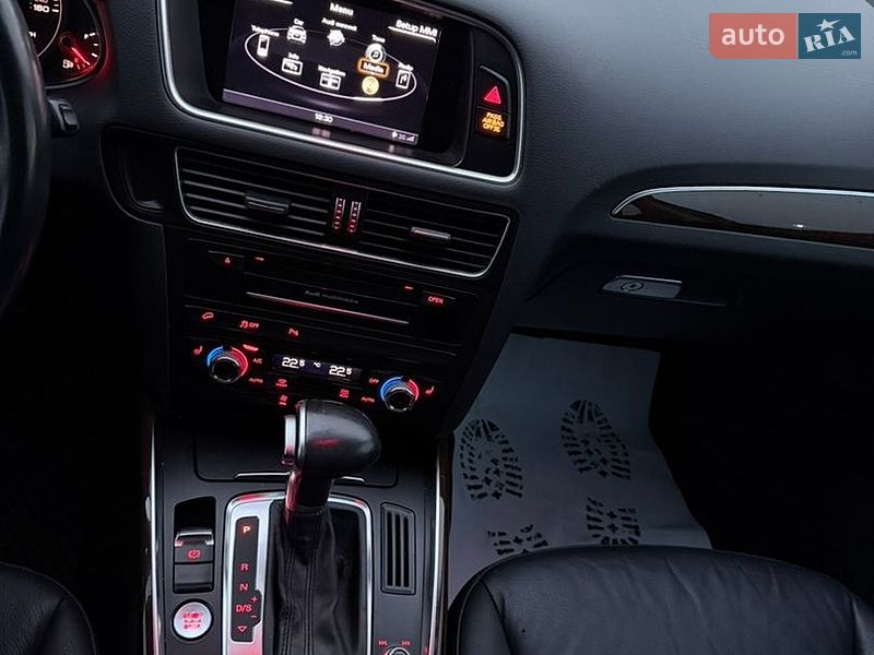 Внедорожник / Кроссовер Audi Q5 2015 в Луцке