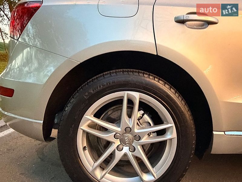 Позашляховик / Кросовер Audi Q5 2014 в Києві