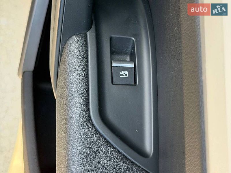 Позашляховик / Кросовер Audi Q5 2017 в Стрию