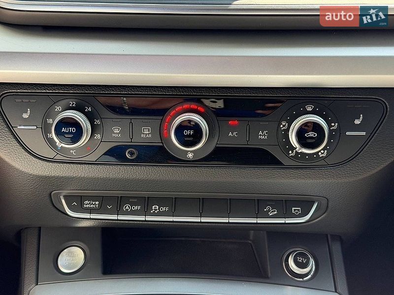 Позашляховик / Кросовер Audi Q5 2017 в Стрию