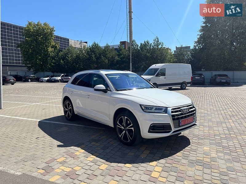 Внедорожник / Кроссовер Audi Q5 2018 в Луцке