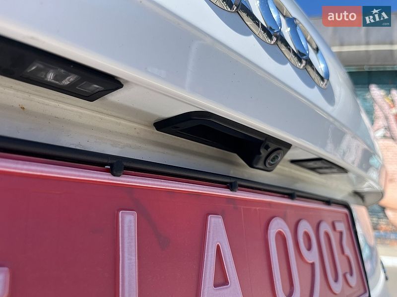 Внедорожник / Кроссовер Audi Q5 2018 в Луцке