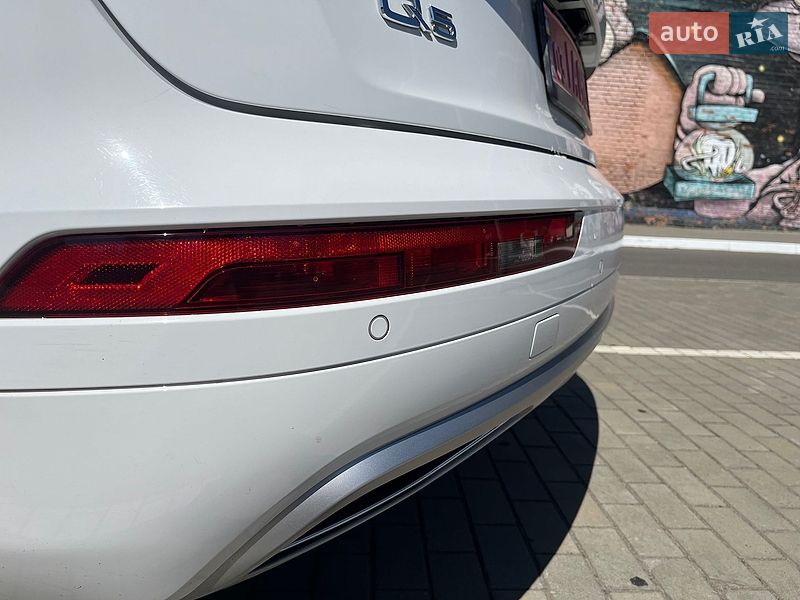 Внедорожник / Кроссовер Audi Q5 2018 в Луцке