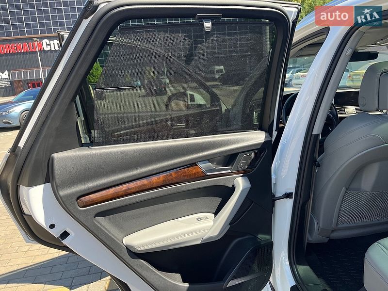 Внедорожник / Кроссовер Audi Q5 2018 в Луцке