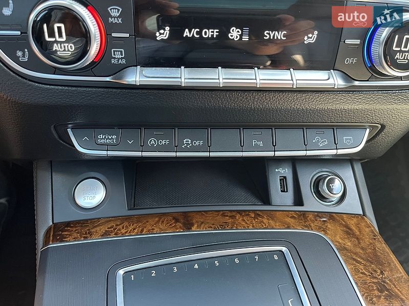 Внедорожник / Кроссовер Audi Q5 2018 в Луцке