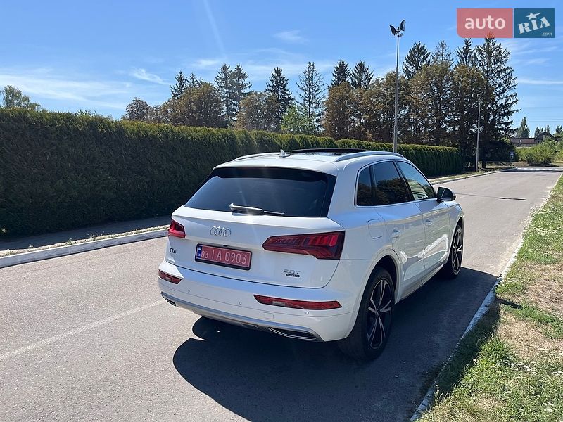 Внедорожник / Кроссовер Audi Q5 2018 в Луцке