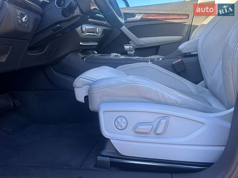 Позашляховик / Кросовер Audi Q5 2018 в Києві фото 15 Позашляховик / Кросовер Audi Q5 2018 в Києві
