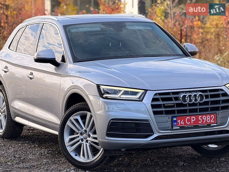 Внедорожник / Кроссовер Audi Q5 2018 в Самборе