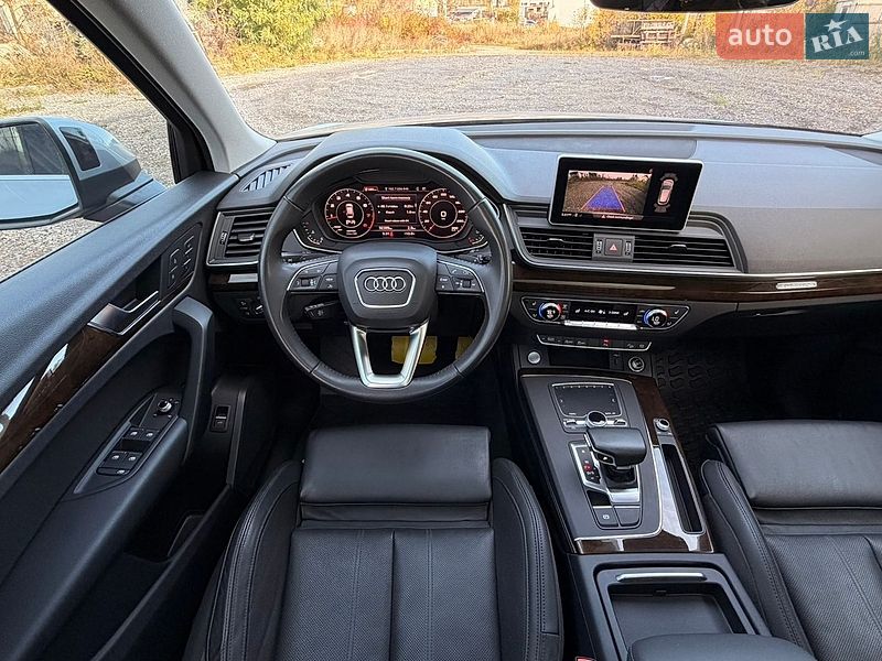 Внедорожник / Кроссовер Audi Q5 2018 в Самборе