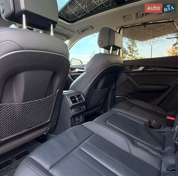 Внедорожник / Кроссовер Audi Q5 2018 в Самборе