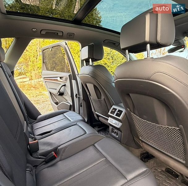 Внедорожник / Кроссовер Audi Q5 2018 в Самборе