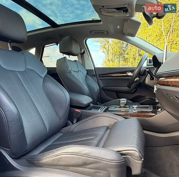 Внедорожник / Кроссовер Audi Q5 2018 в Самборе