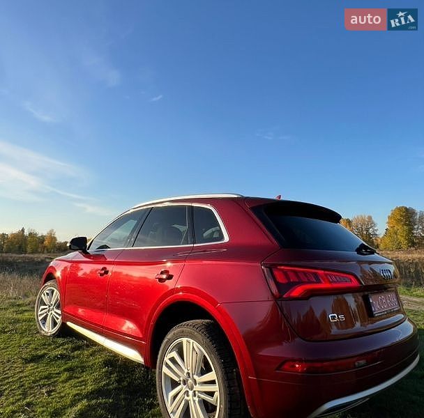 Позашляховик / Кросовер Audi Q5 2018 в Києві фото 23 Позашляховик / Кросовер Audi Q5 2018 в Києві