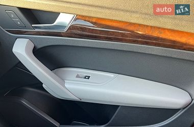 Позашляховик / Кросовер Audi Q5 2018 в Києві фото 28 Позашляховик / Кросовер Audi Q5 2018 в Києві