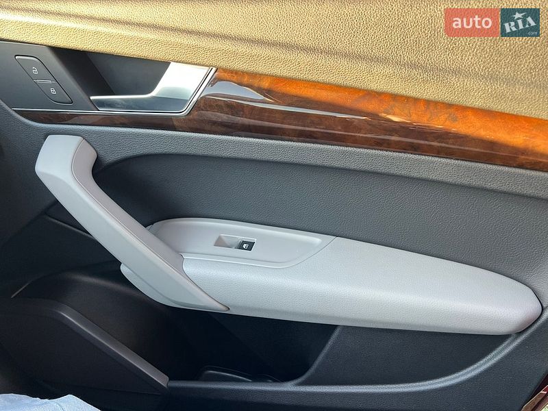 Позашляховик / Кросовер Audi Q5 2018 в Києві фото 28 Позашляховик / Кросовер Audi Q5 2018 в Києві