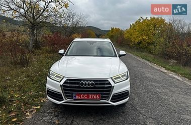 Внедорожник / Кроссовер Audi Q5 2017 в Кременце