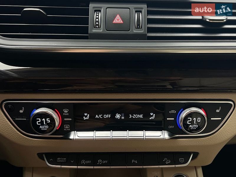 Внедорожник / Кроссовер Audi Q5 2020 в Ивано-Франковске