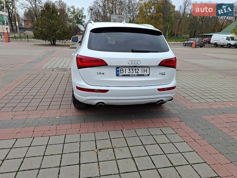 Внедорожник / Кроссовер Audi Q5 2014 в Карловке