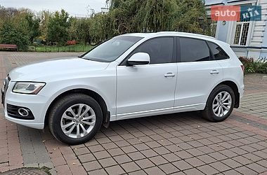 Внедорожник / Кроссовер Audi Q5 2014 в Карловке