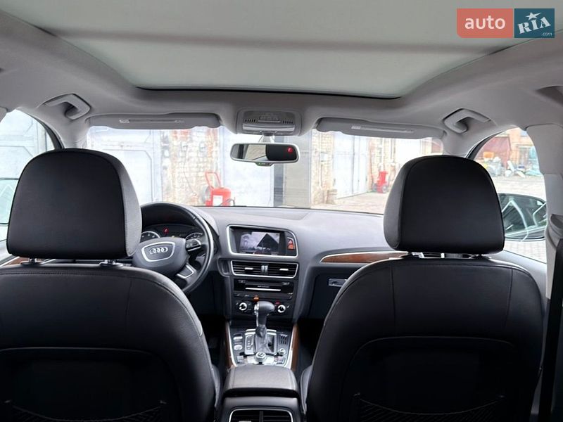 Позашляховик / Кросовер Audi Q5 2015 в Києві