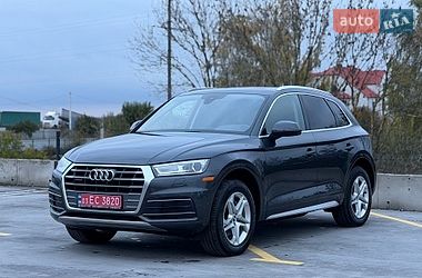 Внедорожник / Кроссовер Audi Q5 2019 в Тернополе