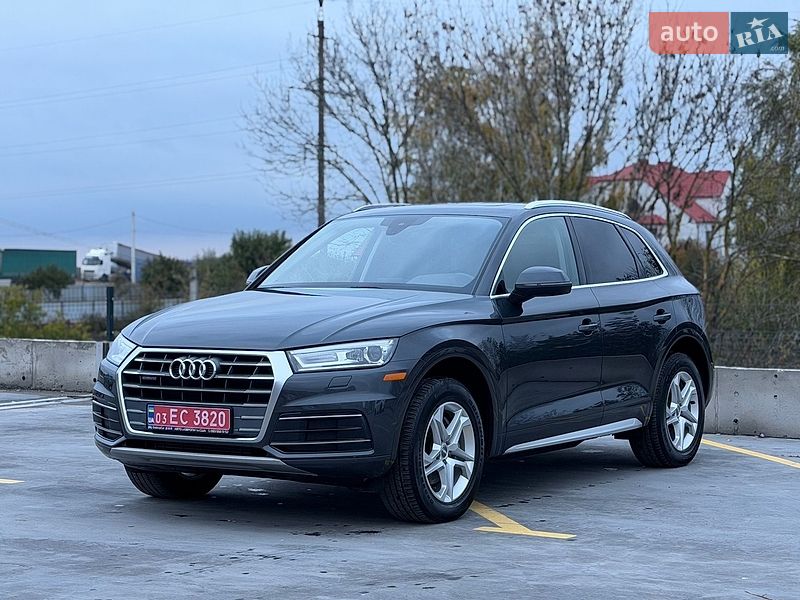 Внедорожник / Кроссовер Audi Q5 2019 в Тернополе