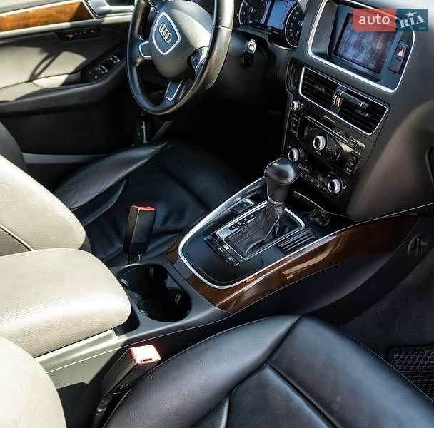 Внедорожник / Кроссовер Audi Q5 2013 в Житомире