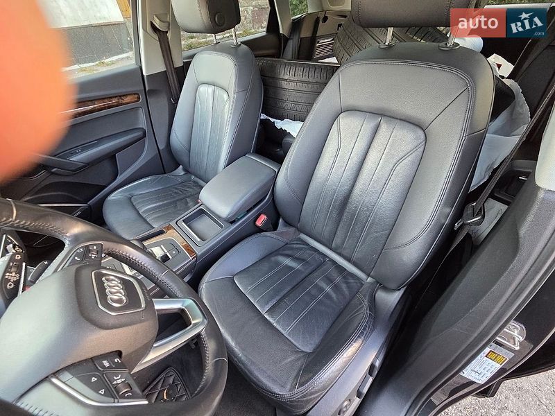 Позашляховик / Кросовер Audi Q5 2017 в Харкові