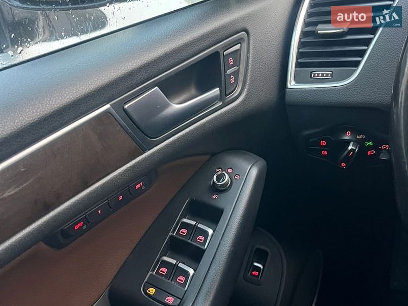 Позашляховик / Кросовер Audi Q5 2016 в Івано-Франківську