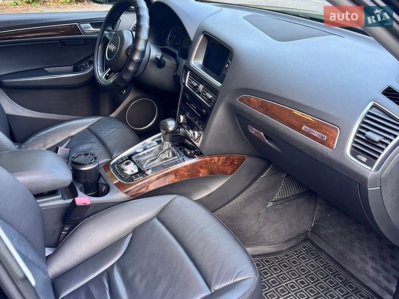 Позашляховик / Кросовер Audi Q5 2015 в Полтаві