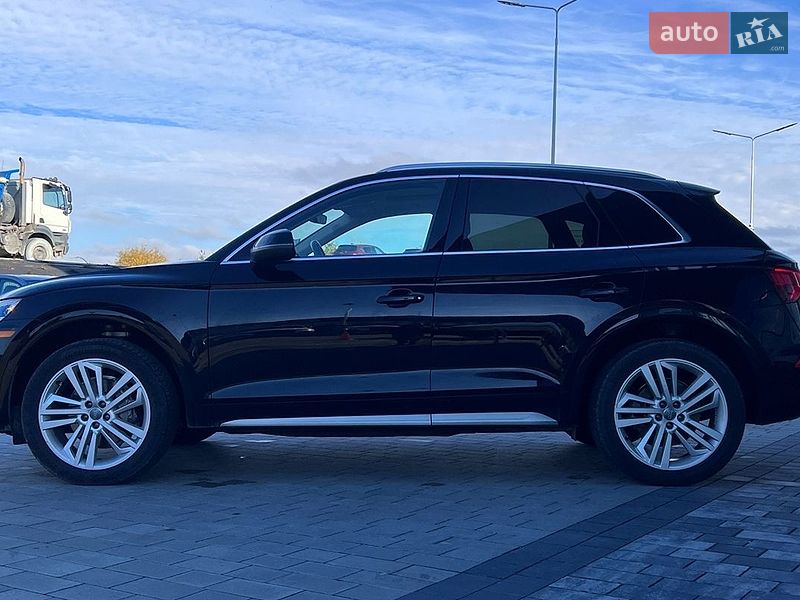 Внедорожник / Кроссовер Audi Q5 2019 в Львове