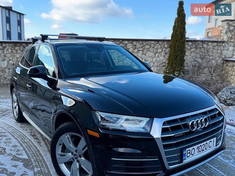 Позашляховик / Кросовер Audi Q5 2018 в Львові