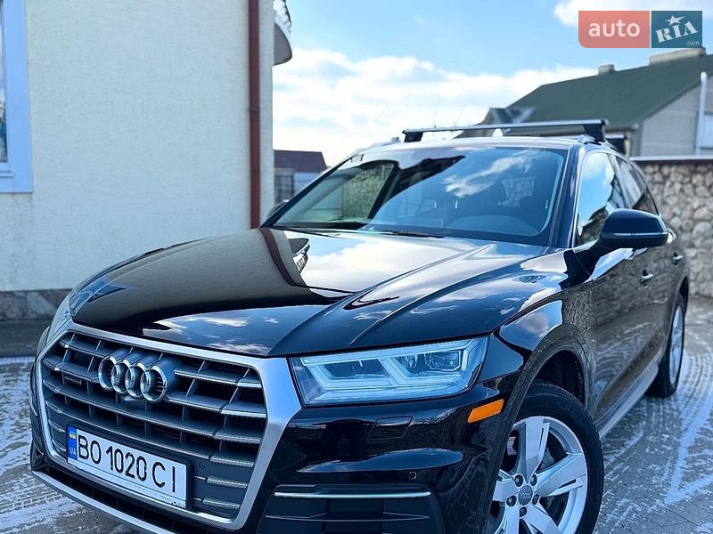 Позашляховик / Кросовер Audi Q5 2018 в Львові