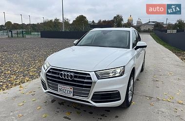 Внедорожник / Кроссовер Audi Q5 2019 в Львове