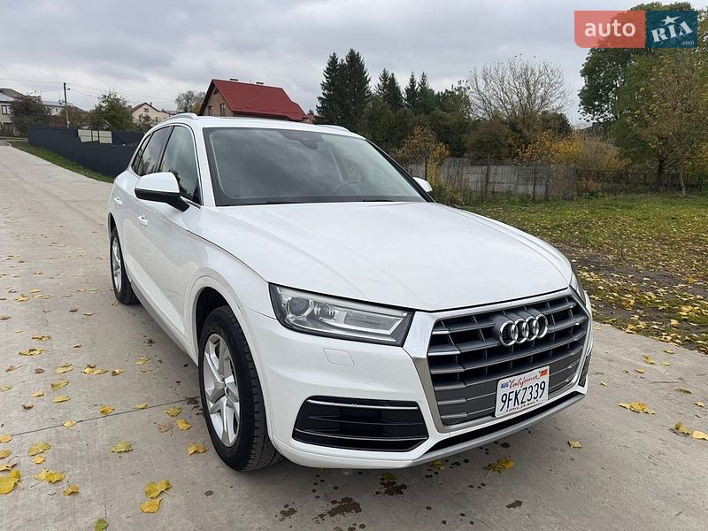 Внедорожник / Кроссовер Audi Q5 2019 в Львове
