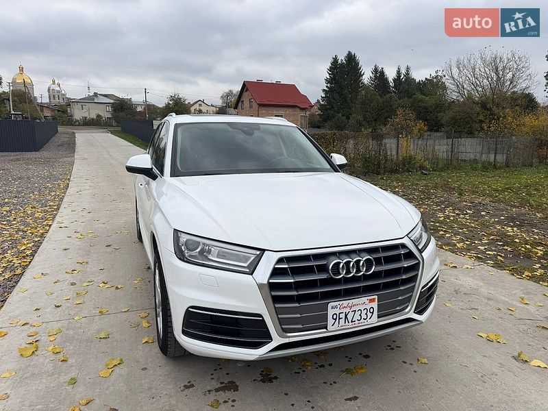 Внедорожник / Кроссовер Audi Q5 2019 в Львове
