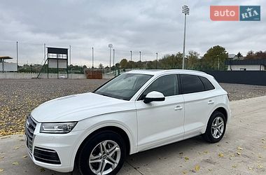 Внедорожник / Кроссовер Audi Q5 2019 в Львове