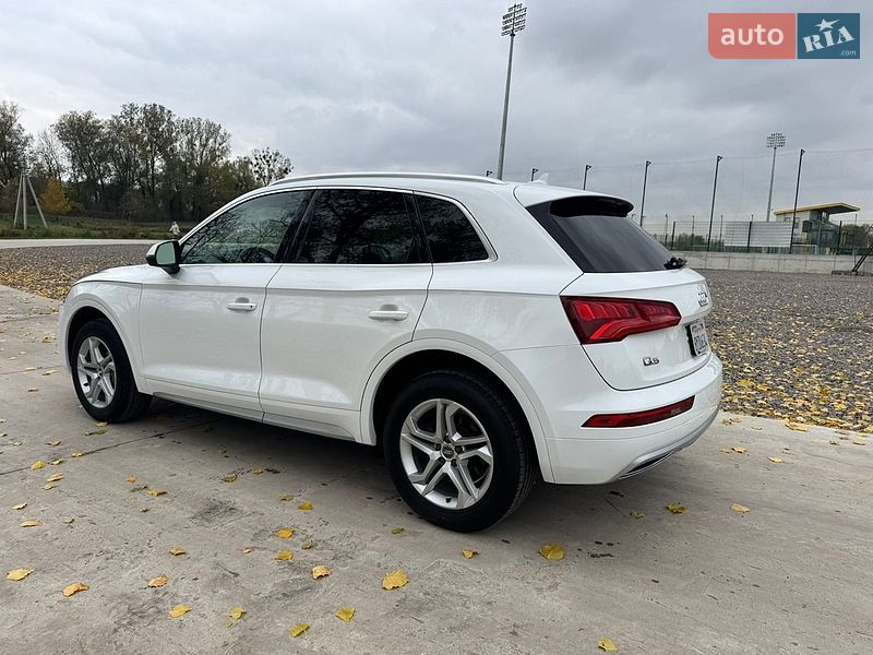 Внедорожник / Кроссовер Audi Q5 2019 в Львове