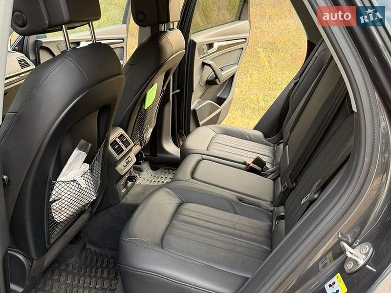 Внедорожник / Кроссовер Audi Q5 2020 в Днепре
