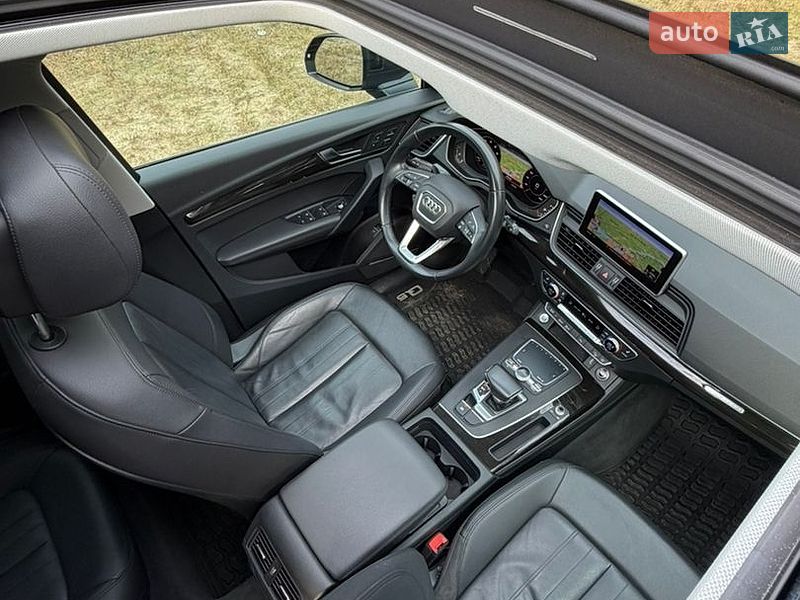 Внедорожник / Кроссовер Audi Q5 2020 в Днепре