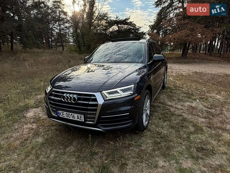 Внедорожник / Кроссовер Audi Q5 2020 в Днепре
