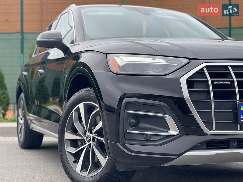 Позашляховик / Кросовер Audi Q5 2020 в Києві